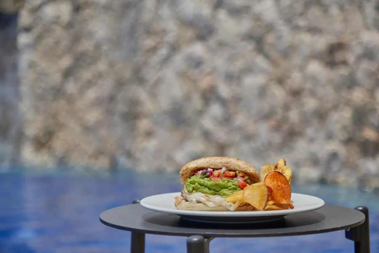 Üdülőközpont Fiesta Americana Condesa Cancún