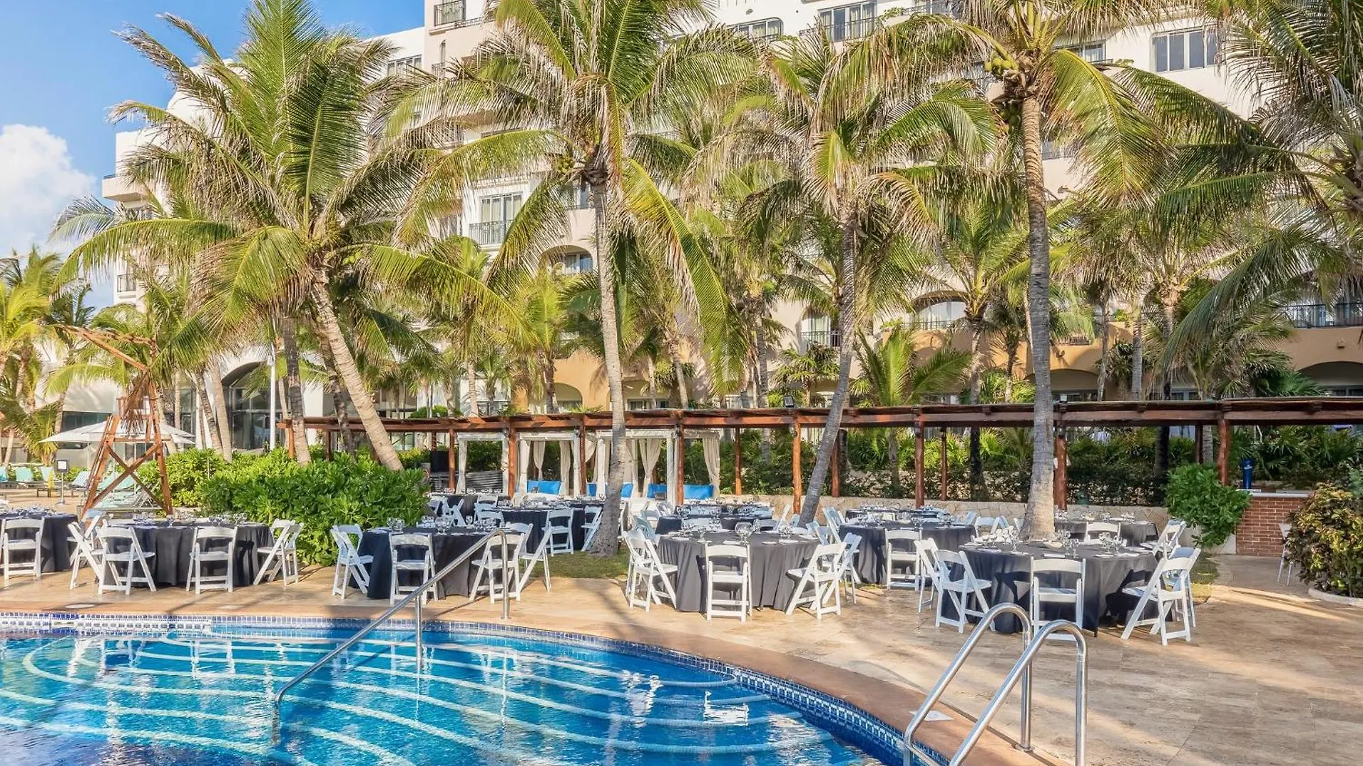 Fiesta Americana Condesa Cancún Resort