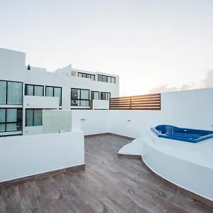 Penthouses & In Pdc! 2 & 1 Bedroom Units Close To The 5th Av Apartamento Playa del Carmen