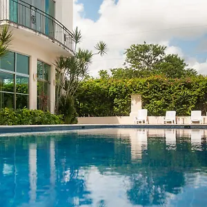 Boutique House By Elevate Сasa de vacaciones